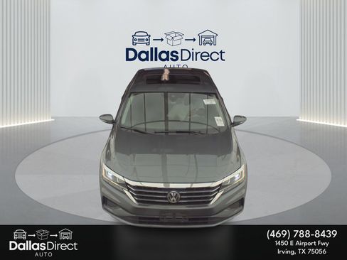 Used 2022 Volkswagen Passat 2.0T SE FWD image 3