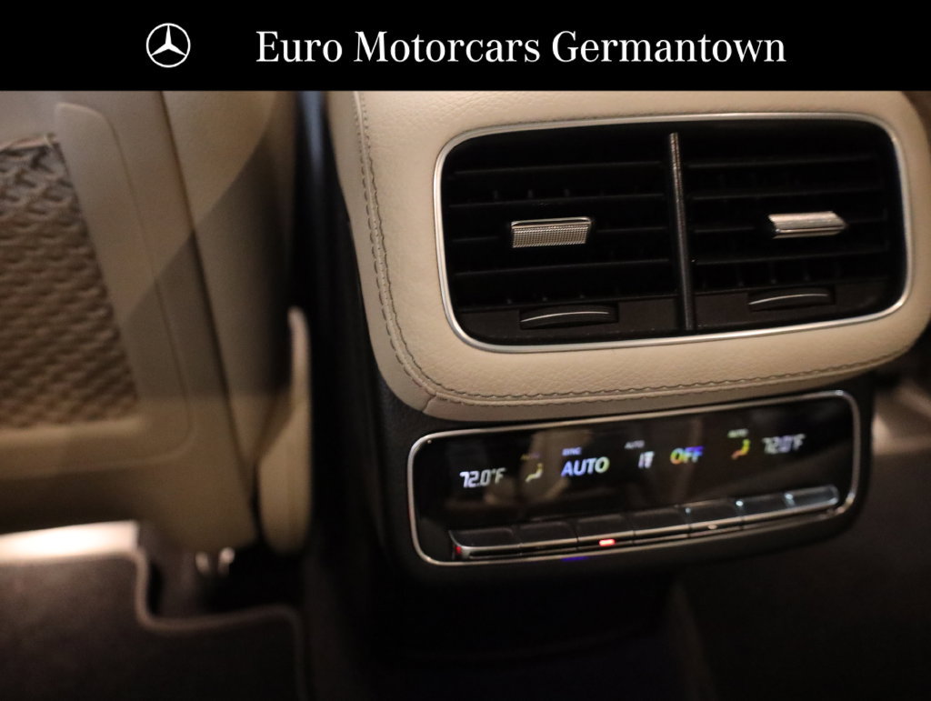 Used 2023 Mercedes-Benz GLS 450 4MATIC image 32