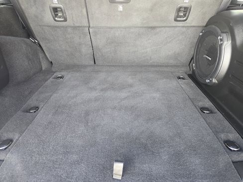 Used 2021 Jeep Wrangler Unlimited Sahara image 33