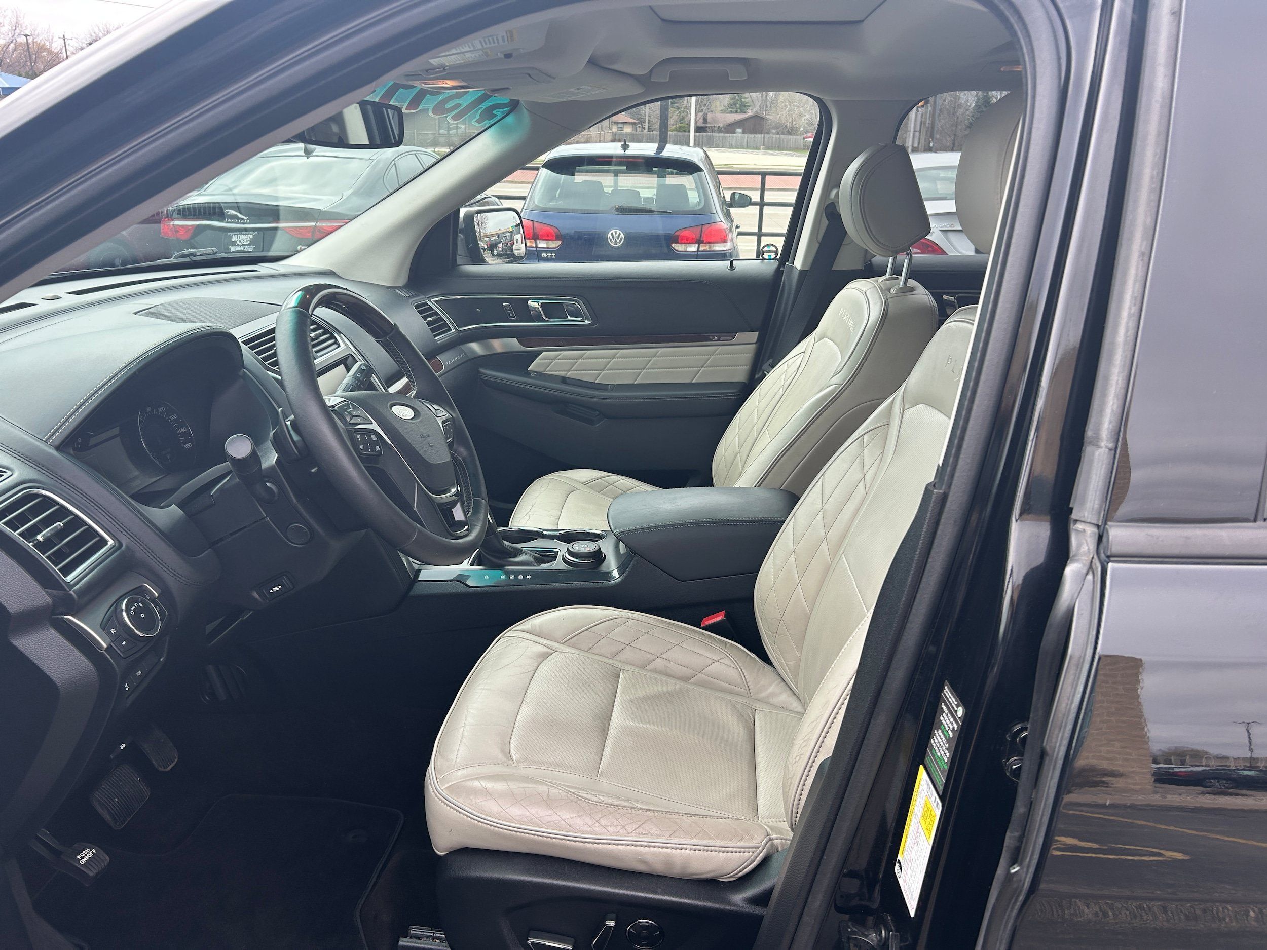Used 2016 Ford Explorer Platinum AWD/4WD image 11