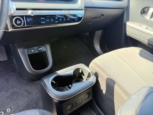 Used 2024 Hyundai Ioniq 5 SEL RWD image 13