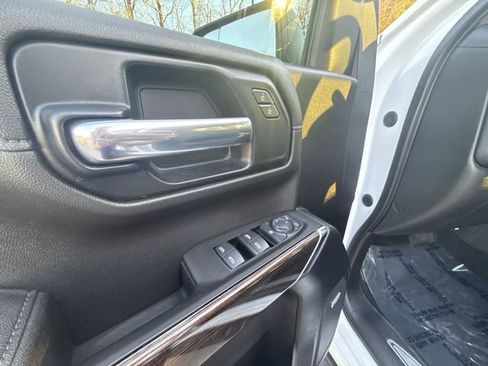 Used 2021 Chevrolet Silverado 1500 LT Trail Boss w/ Convenience Package II image 13