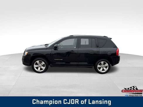 Used 2012 Jeep Compass Latitude AWD/4WD image 2