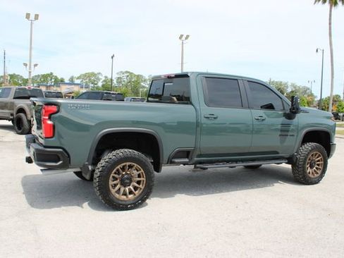 Used 2025 Chevrolet Silverado 2500 LT w/ Trail Boss Package AWD/4WD image 12