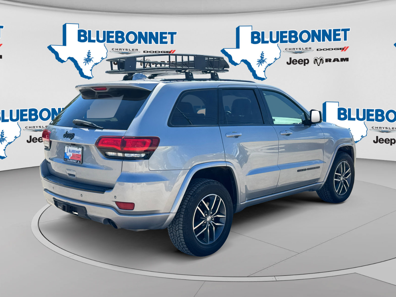 Certified 2017 Jeep Grand Cherokee Altitude AWD/4WD image 5