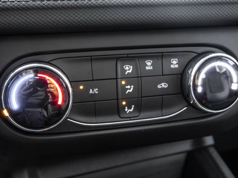 Used 2026 Chevrolet TrailBlazer LS w/ LS Convenience Package FWD image 29
