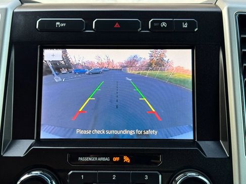 Used 2020 Ford F150 Lariat image 27