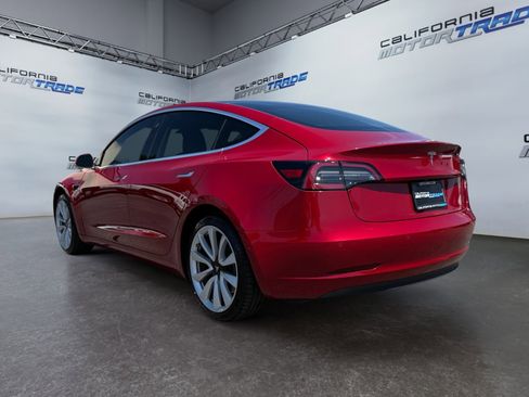 Used 2018 Tesla Model 3 Mid Range RWD image 7