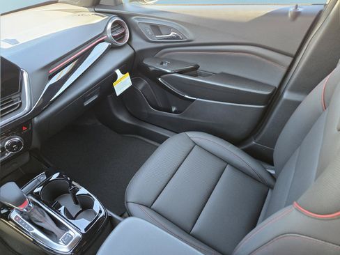 New 2026 Chevrolet Trax RS w/ Driver Confidence Package FWD image 19