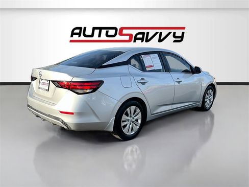 Used 2023 Nissan Sentra S image 7