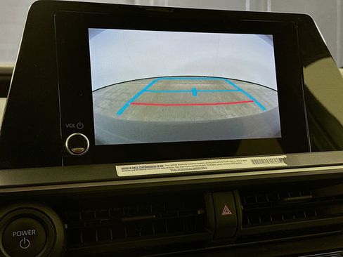 Used 2024 Toyota Prius LE image 23