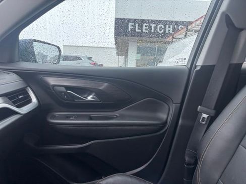 Used 2020 GMC Terrain SLT w/ Preferred Package image 14