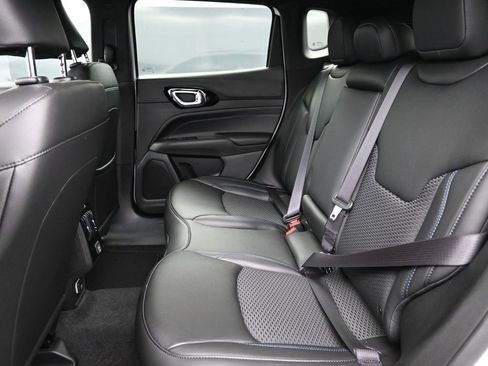 New 2026 Jeep Compass Latitude image 23