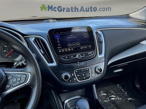Used 2024 Chevrolet Malibu LT FWD image 9