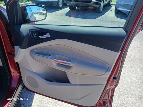 Used 2015 Ford Escape SE AWD/4WD image 16