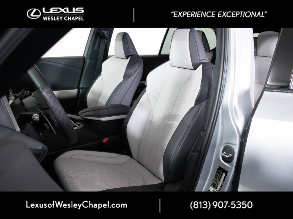 New 2026 Lexus TX 500h AWD w/ Technology Package image 7