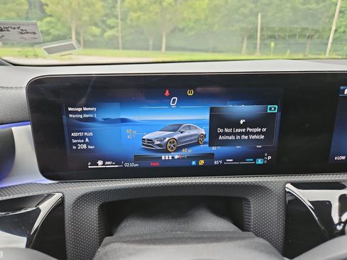 Used 2025 Mercedes-Benz CLA 250 4MATIC image 21