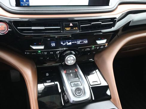 Used 2025 Acura MDX w/ Technology Package image 18