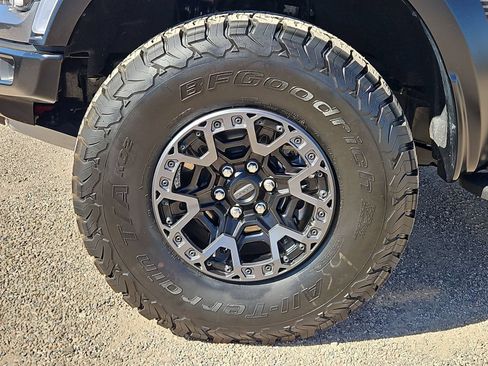 Used 2025 Ford F150 Raptor w/ Equipment Group 803A Raptor R AWD/4WD image 10