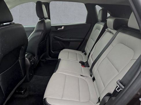 Certified 2023 Ford Escape Platinum AWD/4WD image 21