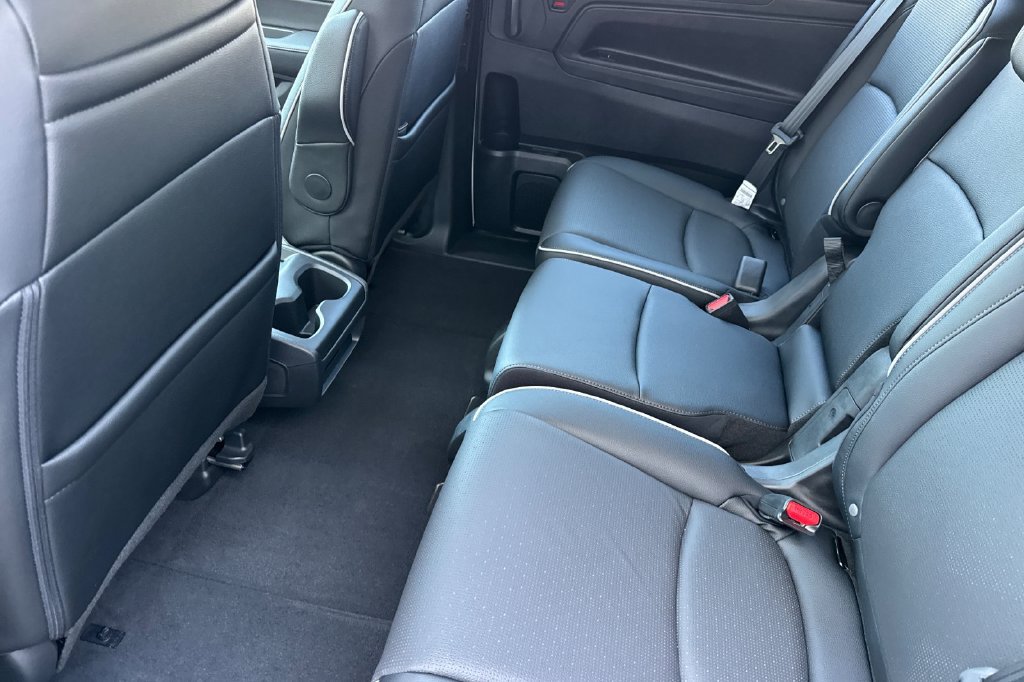 New 2027 Honda Odyssey Elite image 6