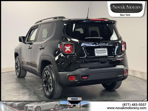 Used 2023 Jeep Renegade Trailhawk AWD/4WD image 7