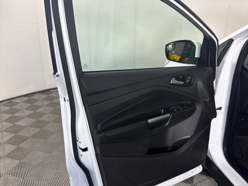 Used 2019 Ford Escape SEL AWD/4WD image 16