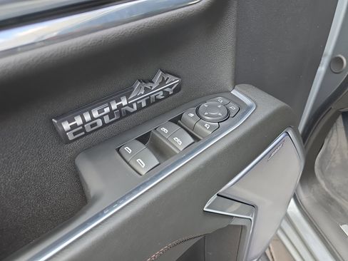 Used 2024 Chevrolet Silverado 1500 High Country w/ High Country Premium Package image 21