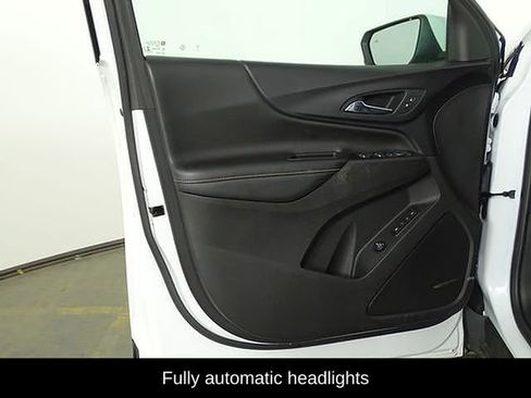 Used 2022 Chevrolet Equinox Premier w/ LPO, Floor Liner Package FWD image 13