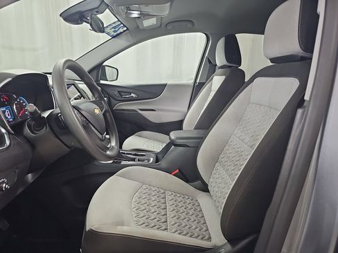 Certified 2024 Chevrolet Equinox LS w/ LS Convenience Package FWD image 18