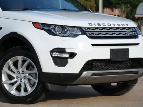Used 2016 Land Rover Discovery Sport HSE AWD/4WD image 16