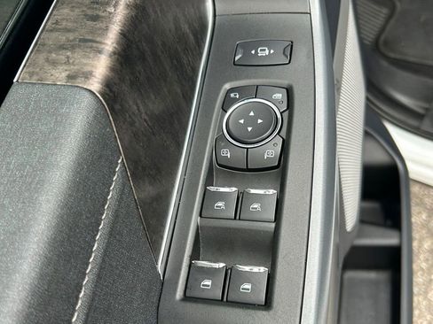 Used 2024 Ford F250 Lariat AWD/4WD image 19