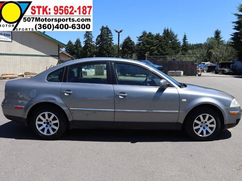 Used 2003 Volkswagen Passat GLS FWD image 9