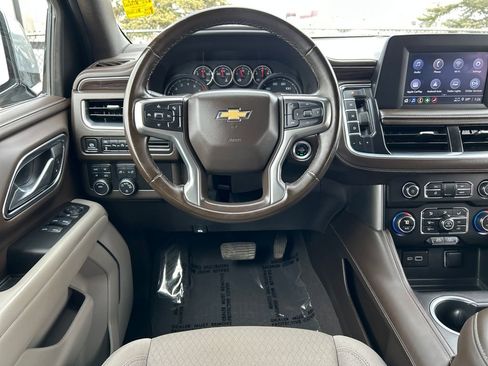Used 2024 Chevrolet Suburban LS image 10