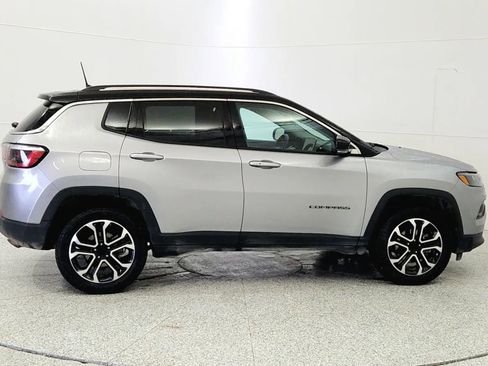 Used 2022 Jeep Compass Limited image 8