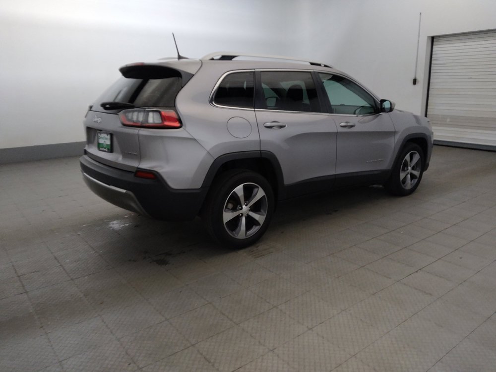 Used 2019 Jeep Cherokee Limited FWD image 10