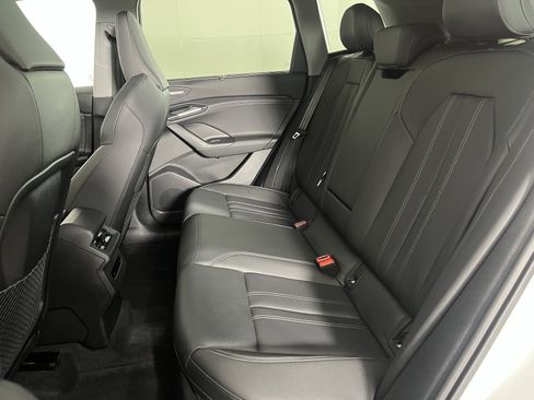 Used 2025 Audi Q6 e-tron Premium Plus w/ Premium Plus image 20