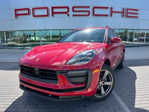 Used 2026 Porsche Macan AWD/4WD image 1