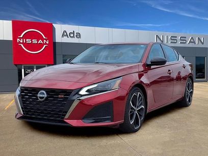 Used 2023 Nissan Altima 2.5 SR w/ SR Premium Package
