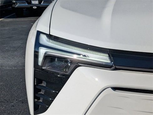 New 2025 Chevrolet Blazer EV LT w/ Super Cruise Package image 9