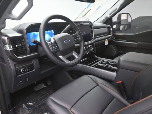 New 2026 Ford F250 Lariat w/ Black Appearance Package image 19