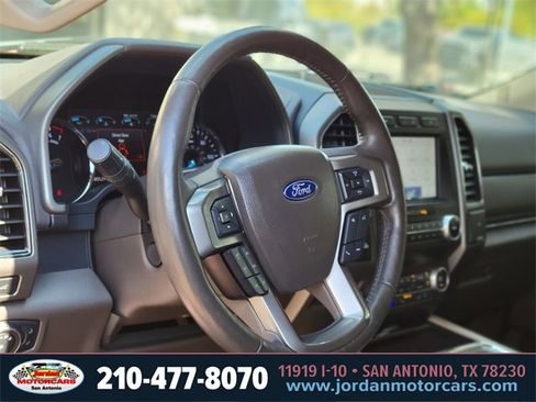 Used 2021 Ford Expedition XLT image 19