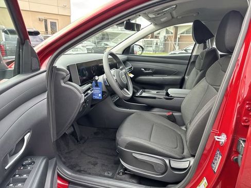 New 2026 Hyundai Tucson Blue SE image 19