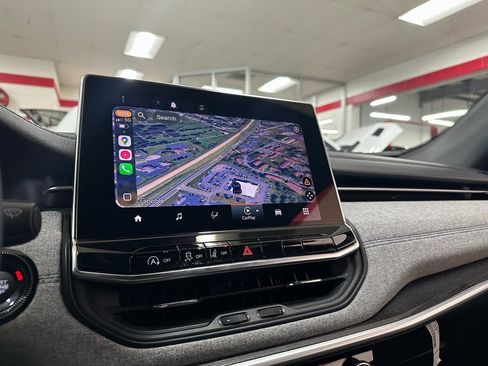 Certified 2023 Jeep Compass Latitude image 26