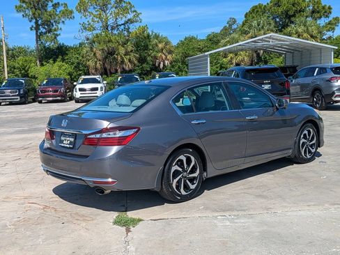 Used 2016 Honda Accord EX-L image 8