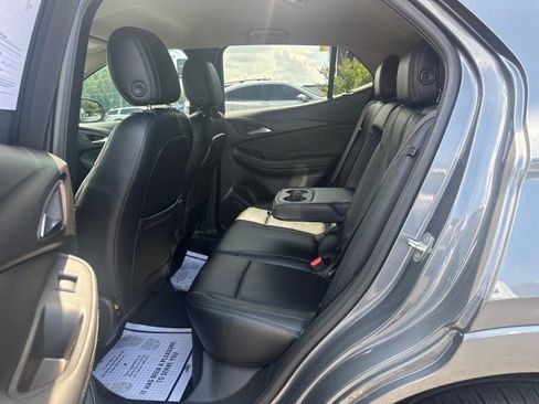Used 2020 Buick Encore GX Select w/ Sport Touring Package FWD image 34