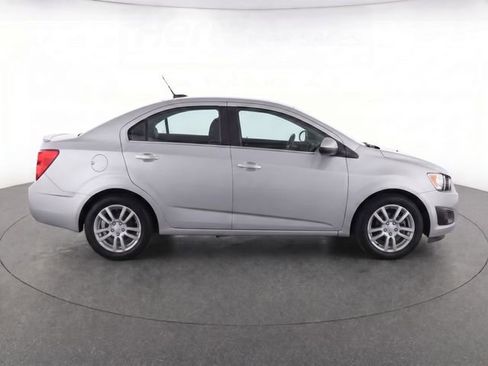 Used 2015 Chevrolet Sonic LT w/ Wheels and Fog Lamp Package FWD image 8