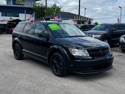 Used 2020 Dodge Journey SE w/ SE Popular Equipment Group image 4
