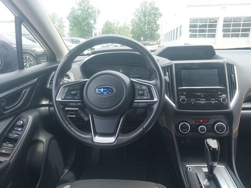 Used 2021 Subaru Crosstrek 2.0i Premium w/ Moonroof Package AWD/4WD image 10