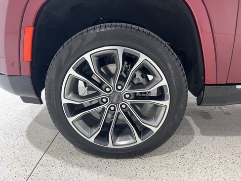 Used 2024 Jeep Grand Wagoneer L Series III image 31